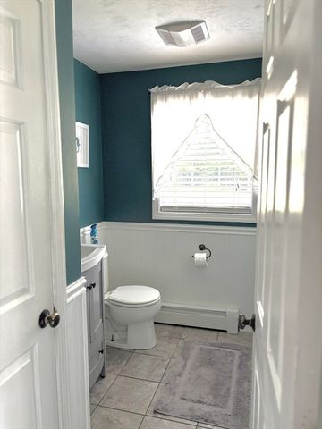 810 Tremont St, Dighton, MA 02764