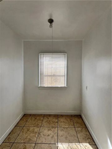 1826 W 46th St, Los Angeles, CA 90062