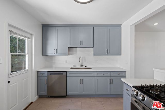 1406 17th Street, Manhattan Beach, CA 90266