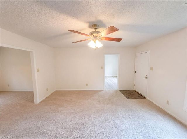 8101 Eastridge Road, Oak Ridge, NC 27310