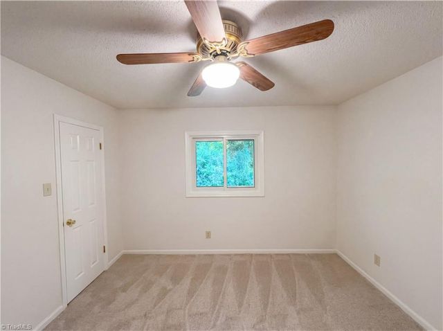 8101 Eastridge Road, Oak Ridge, NC 27310