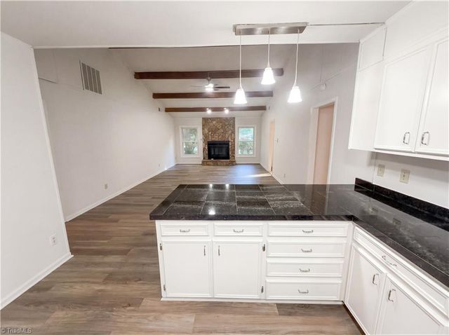 8101 Eastridge Road, Oak Ridge, NC 27310