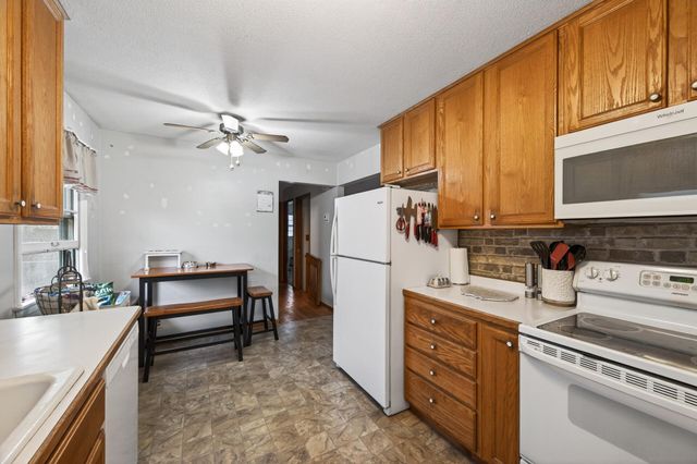 1009 Sunkist Parkway, Brooklyn Park, MN 55444