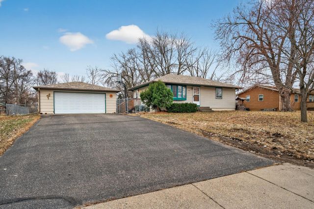 1009 Sunkist Parkway, Brooklyn Park, MN 55444