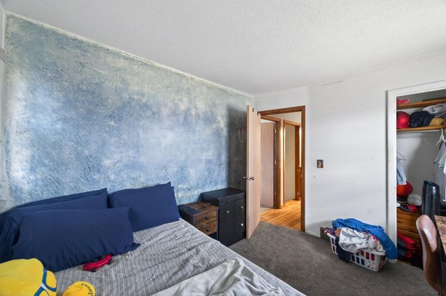 1009 Sunkist Parkway, Brooklyn Park, MN 55444