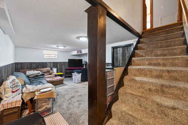 1009 Sunkist Parkway, Brooklyn Park, MN 55444