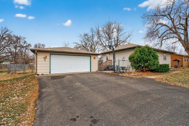 1009 Sunkist Parkway, Brooklyn Park, MN 55444