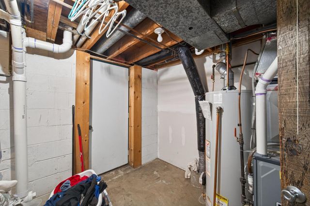 1009 Sunkist Parkway, Brooklyn Park, MN 55444