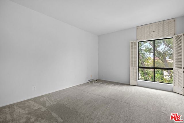 1167 Roxbury Drive 301, Los Angeles, CA 90035