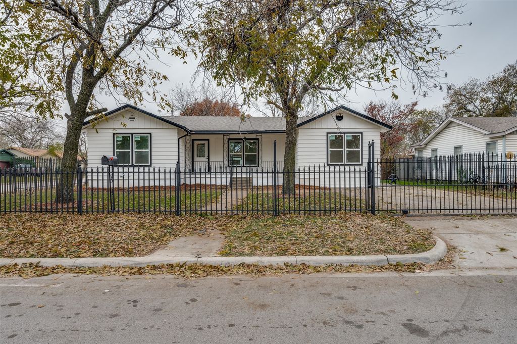 4616 Vermont Avenue, Fort Worth, TX 76115