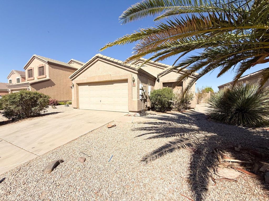 23816 N Wilderness Way, Florence, AZ 85132