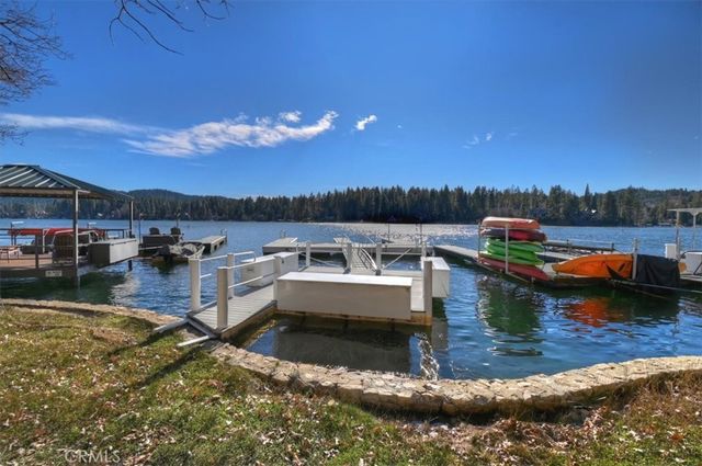 0 429 B North Shore, Lake Arrowhead, CA 92352