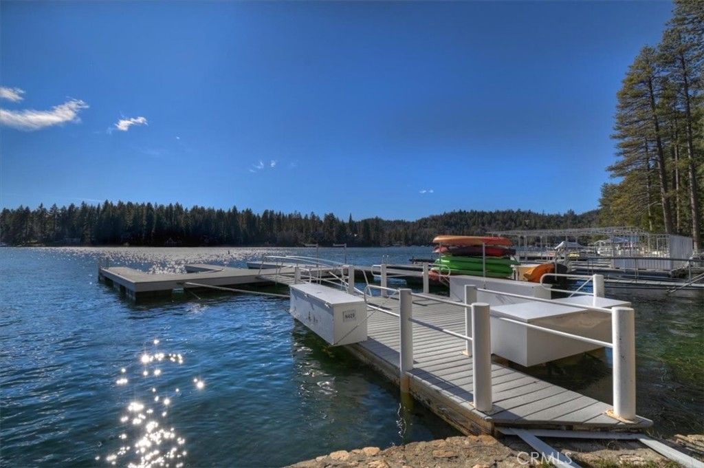 0 429 B North Shore, Lake Arrowhead, CA 92352