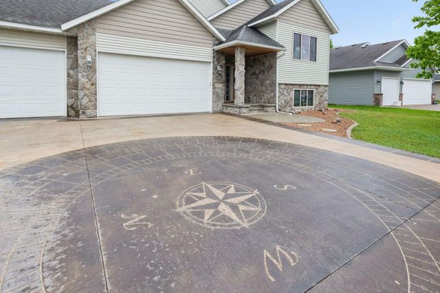 937 S Cedar Street, Belle Plaine, MN 56011