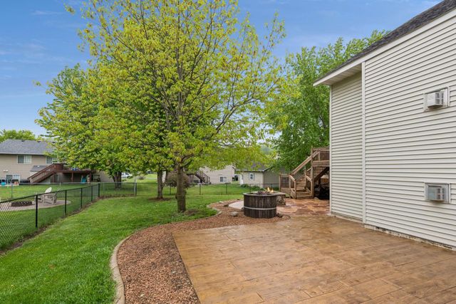937 S Cedar Street, Belle Plaine, MN 56011
