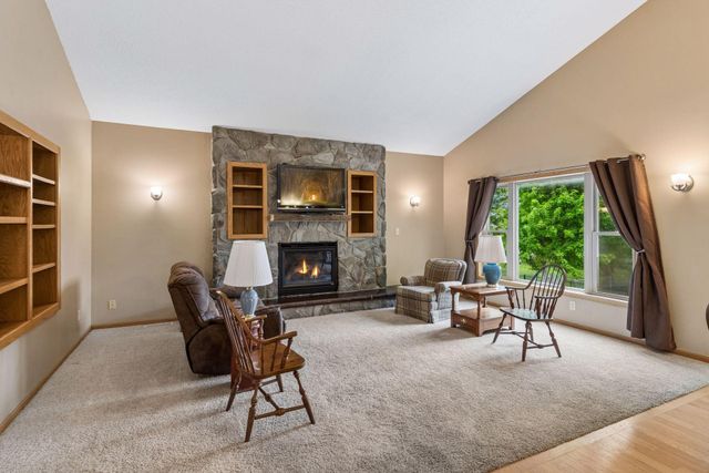 937 S Cedar Street, Belle Plaine, MN 56011