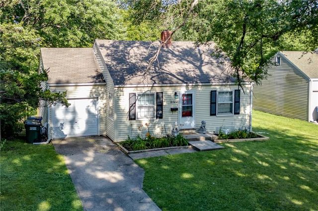 2022 Kentucky Street, Lawrence, KS 66046