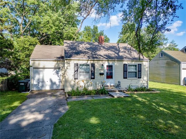 2022 Kentucky Street, Lawrence, KS 66046