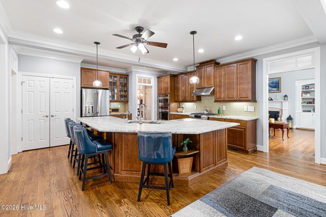 206 Glenn Abby Drive, Morehead City, NC 28557