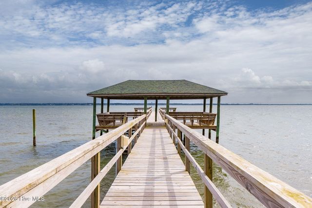 206 Glenn Abby Drive, Morehead City, NC 28557