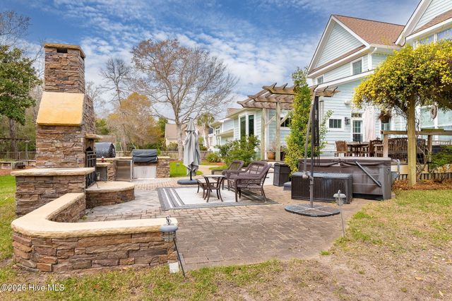 206 Glenn Abby Drive, Morehead City, NC 28557