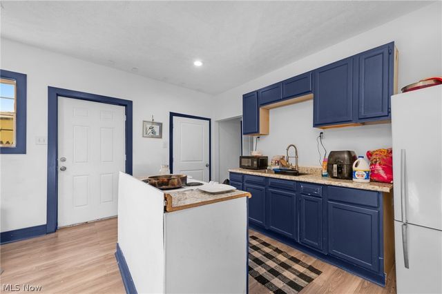 3208 E 66th Street, Cleveland, OH 44127