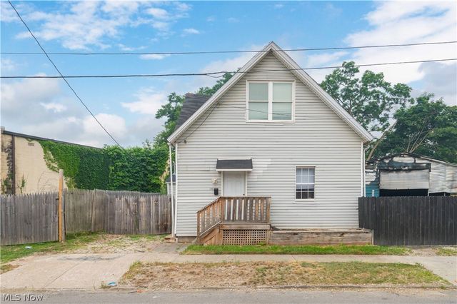 3208 E 66th Street, Cleveland, OH 44127