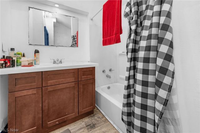 3208 E 66th Street, Cleveland, OH 44127