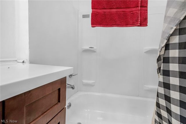 3208 E 66th Street, Cleveland, OH 44127