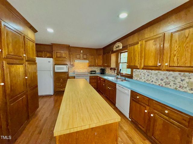 1744 Parker Lane, Henderson, NC 27536