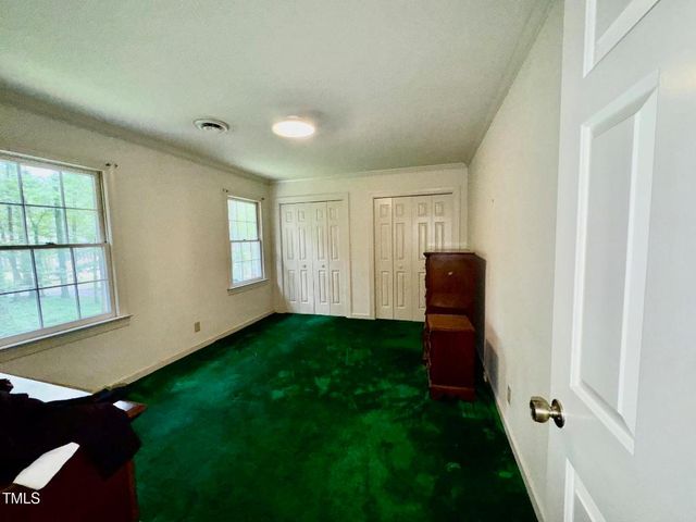 1744 Parker Lane, Henderson, NC 27536