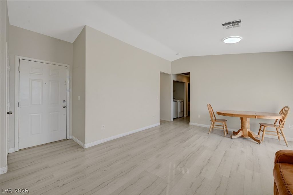 2025 Hollow Oak Avenue, North Las Vegas, NV 89031 — photo 5