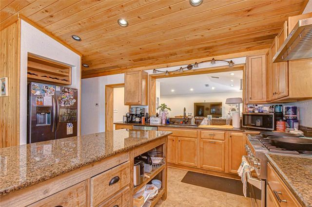 3437 59TH STREET N, St Petersburg, FL 33710