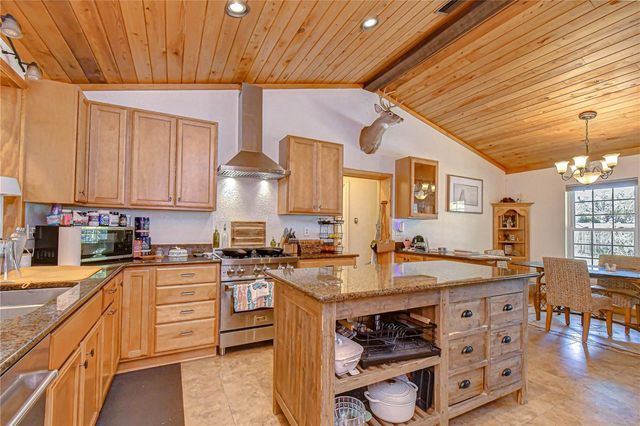 3437 59TH STREET N, St Petersburg, FL 33710