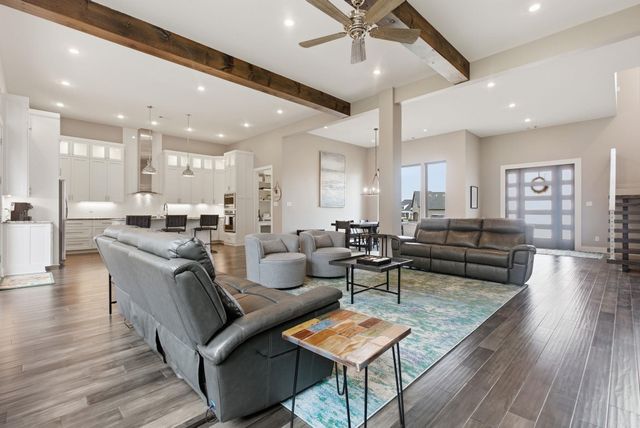 6736 HILO, Benton, AR 72019