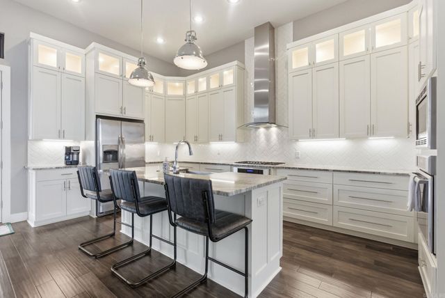 6736 HILO, Benton, AR 72019