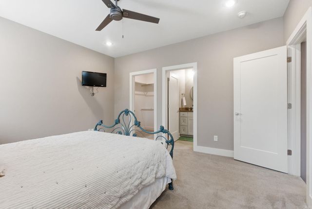 6736 HILO, Benton, AR 72019