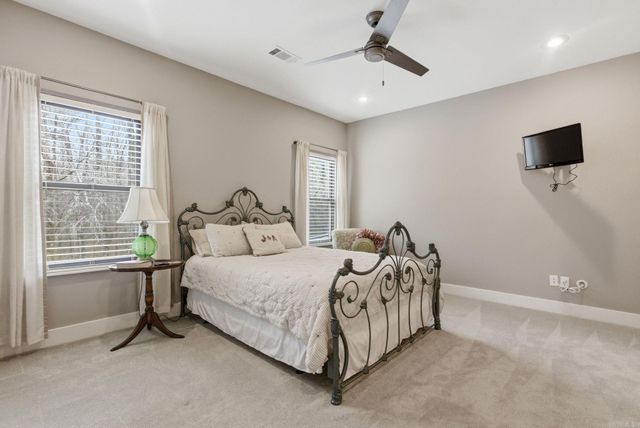 6736 HILO, Benton, AR 72019