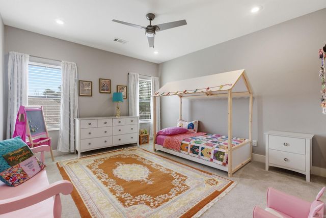 6736 HILO, Benton, AR 72019