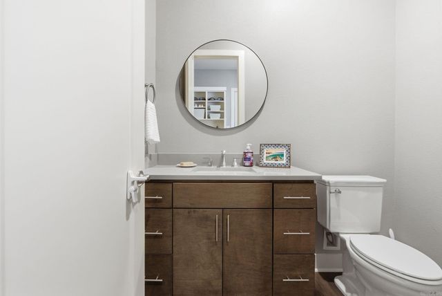 6736 HILO, Benton, AR 72019