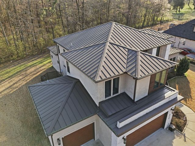 6736 HILO, Benton, AR 72019