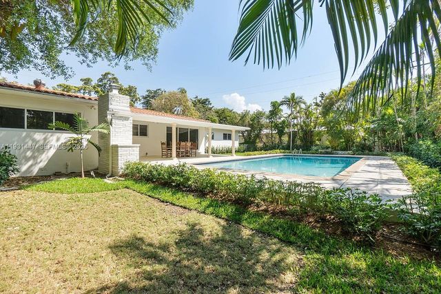 6820 Granada Blvd, Coral Gables, FL 33146