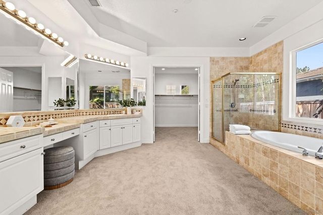 860 Calle Santa Cruz, Encinitas, CA 92024