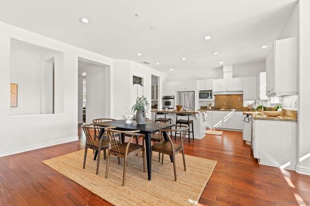 860 Calle Santa Cruz, Encinitas, CA 92024