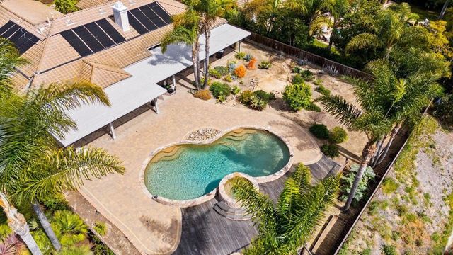 860 Calle Santa Cruz, Encinitas, CA 92024