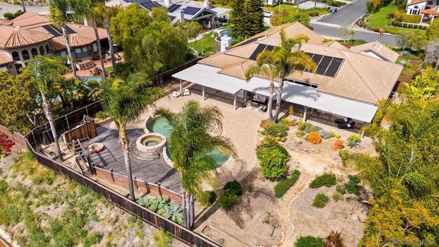 860 Calle Santa Cruz, Encinitas, CA 92024