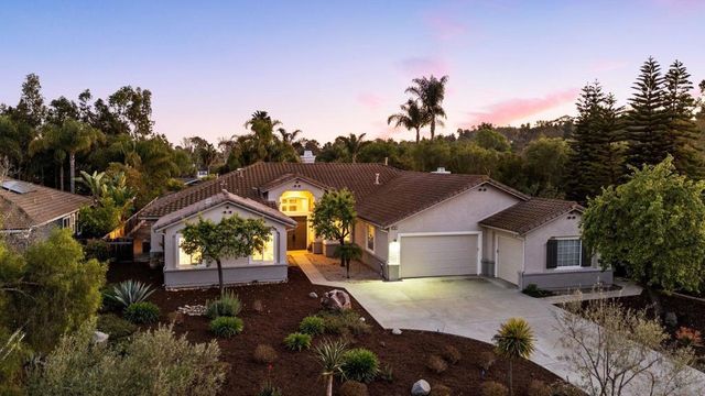 860 Calle Santa Cruz, Encinitas, CA 92024