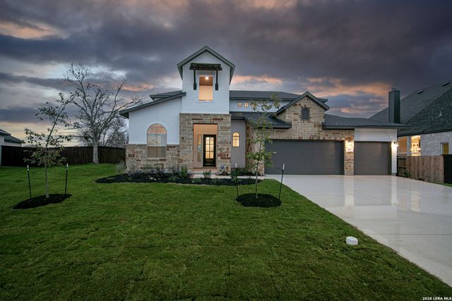 102 Kari Drive, Castroville, TX 78009