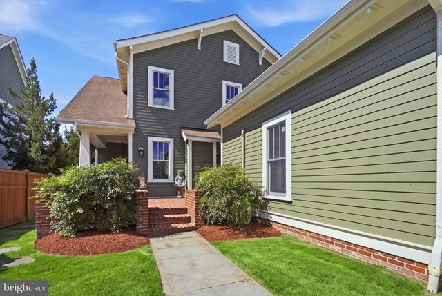 8095 N FORK BLVD, Easton, MD 21601
