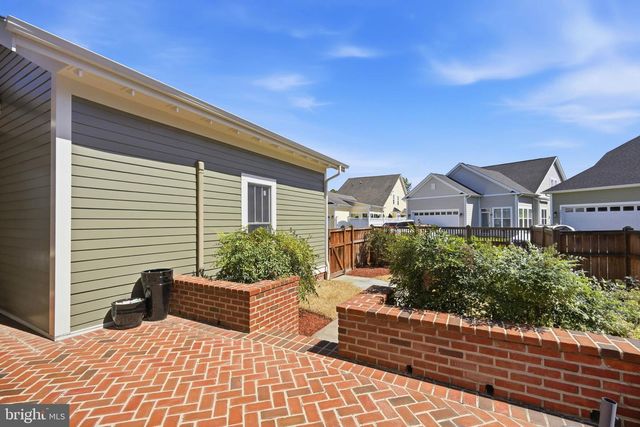 8095 N FORK BLVD, Easton, MD 21601